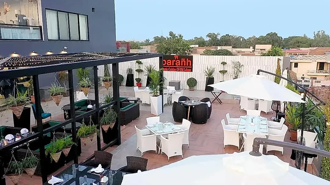 Seasonal dining promotion